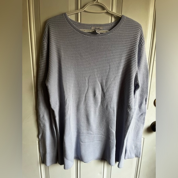 Revamped | Ribbed Crewneck - Picture 1 of 8